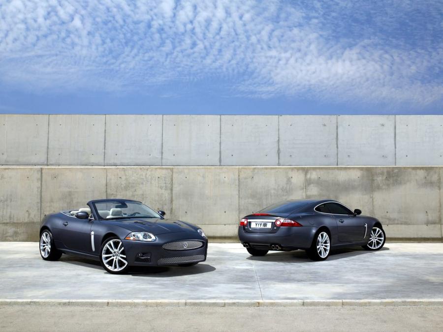  Jaguar XKR Convertible 2007 года  (фото 33 из 52)